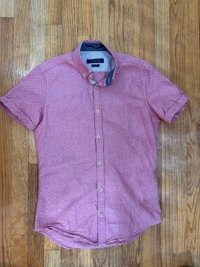 Zara Men's Short-Sleeve Button-Up Shirt in  Pink slim fit classic preppy